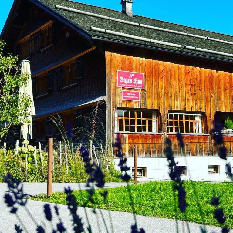 Naze'S Hus Mellau Hotel Exterior photo